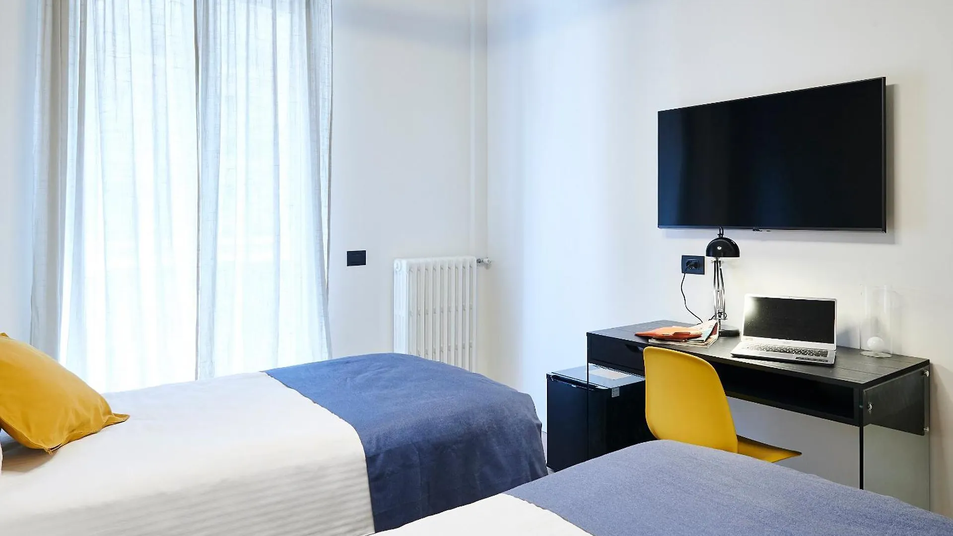 밀라노 Vega Ribbon B&B 0*,